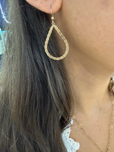 Load image into Gallery viewer, Gold Filled Tear Drop Earrings