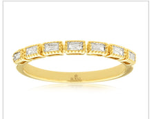Load image into Gallery viewer, 14kt Gold Diamond Band
