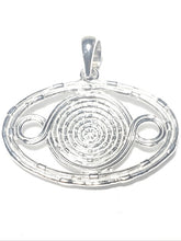 Load image into Gallery viewer, Sterling Southern Sweetgrass &quot;Maisie&quot; Pendant

